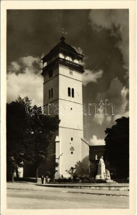 Rozsnyó, Roznava; Mestská veza / Őrtorony, Andrássy Franciska szobor / watchtower, statue