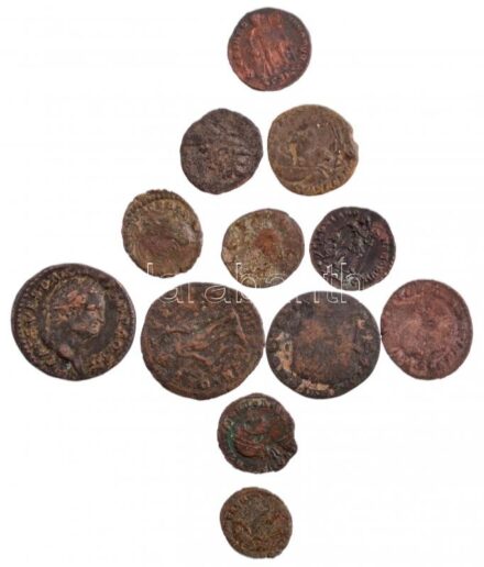12 db-os római érmetétel a III-IV. századból, közte Római Birodalom / Siscia / Valens 364-367. AE3 (2,48g) T:2-3 patina, repedés 12pcs of roman coin lot from the 3rd-4th century, in it Roman Empire / Siscia / Valens 364-367. AE3 'DN