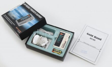 Elektromos fájdalomcsillapító terápiás készülék, újszerű állapotban, tartozékaival, dobozában, típus: Gold-Hand XFT-502