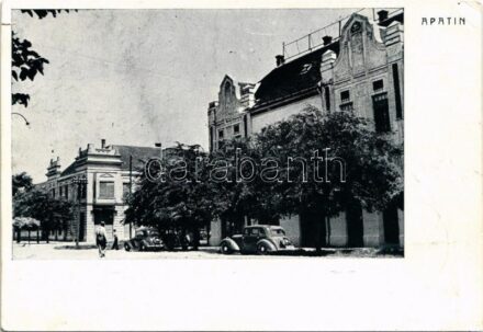 1941 Apatin, utca, szálloda, automobil. M. Gass kiadása / street view, hotel, automobile + '1941 Apatin visszatért' So. Stpl. (szakadás / tear)