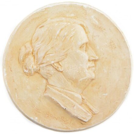DN Jobbra néző női portré, egyoldalas gipsz plakett, hátlapon fali akasztóval (164mm) T:2
