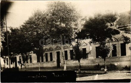 1942 Nagymajtény, Moftinu Mare; iskola / school. photo