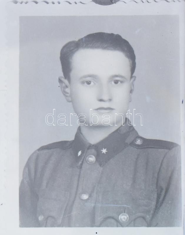 cca 1920-1940 Katonaportrék a Horthy-korszakból (közte színezettek, sérült is), 20 db negatív üveglemezen, 9x6 cm körül - Image 3