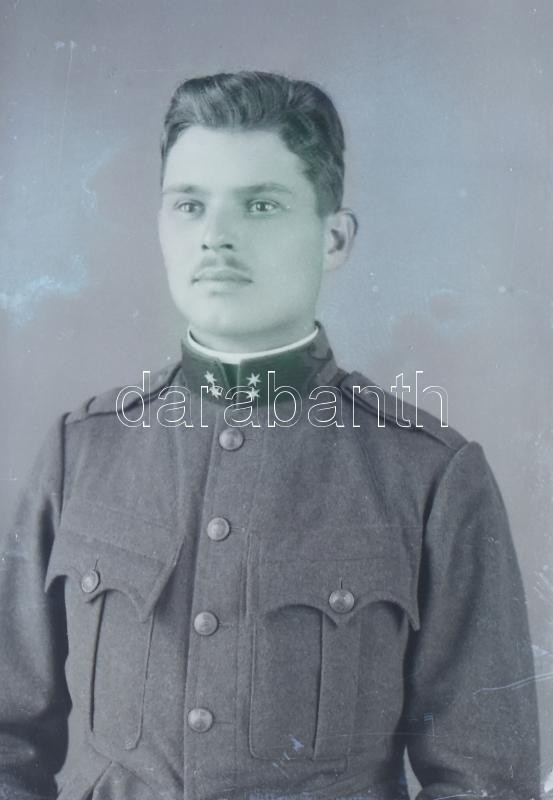 cca 1920-1940 Katonaportrék a Horthy-korszakból, 10 db negatív üveglemezen, 9x6 cm körül - Image 3