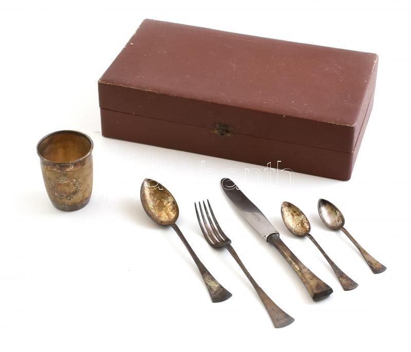 Ezüst (Ag) keresztelőkészlet díszdobozban, jelzett, nettó: 158g