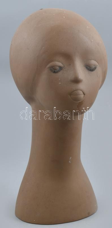 Feltehetően grúz női büszt, kerámia, jelzés nélkül, m: 35cm