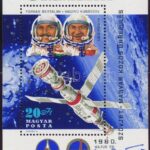 Farkas Bertalan magyar űrhajós aláírása kisíven / Signature of Bertalan Farkas Hungarian astronaut on MS - Image 2
