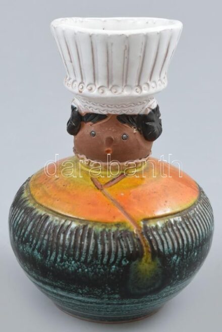 Nagyné Molnár Zsuzsanna (1977- ): Figurális kerámia váza, kézzel festett, jelzett, hibátlan, m: 13cm
