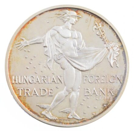 Lebó Ferenc (1960-) 1990. 'Magyar Külkereskedelmi Bank 1950-1990 / Hungarian Trade Foreign Bank' jelzett Ag emlékérem, műanyag tokban (36,02g/0.925/42,5mm) T:1 (eredetileg PP)