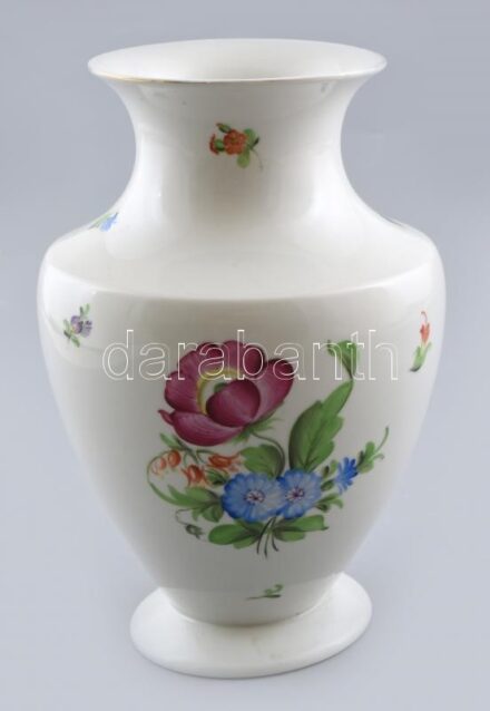 Herendi / Óherendi virágmintás váza. Kézzel festett, jelzett, kopott, gyárilag ferdén készítették. m: 23 cm