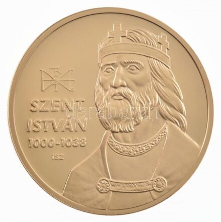 ifj. Szlávics László (1959-) 2011. 'Nagy Magyarok / Szent István' aranyozott Cu emlékérem tanúsítvánnyal (40mm) T:PP