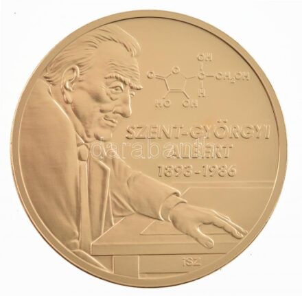 ifj. Szlávics László (1959-) 2011. 'Nagy Magyarok / Szent-Györgyi Albert' aranyozott Cu emlékérem tanúsítvánnyal (40mm) T:PP