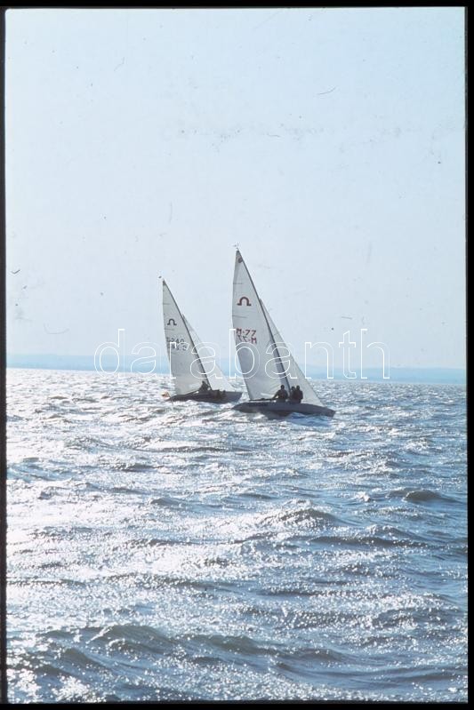 cca 1978 Balatoni vitorlások, profi minőségű, szabadon felhasználható felvételek, 21 db vintage DIAPOZITÍV, 24x36 mm - Image 3