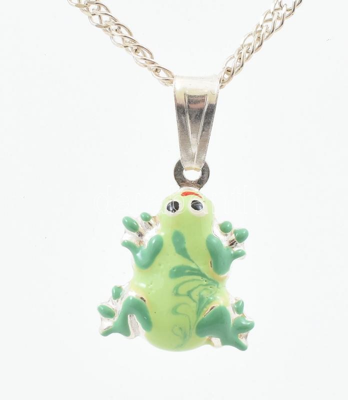 Ezüst(Ag) fantáziaszemes nyaklánc béka medállal, jelzett, h: 40 cm, bruttó: 3,8 g