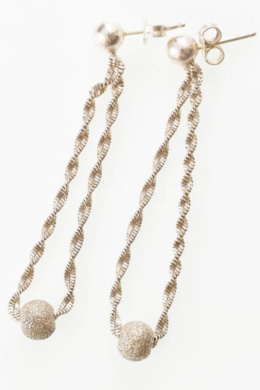 Ezüst(Ag) csavart gömbös fülbevalópár, jelzett, h: 5 cm, nettó: 3,2 g