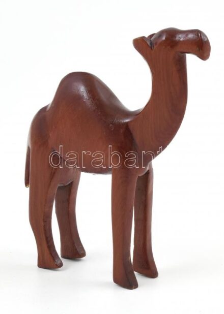 Teve figura, faragott fa, jelzés nélkül, m: 15 cm