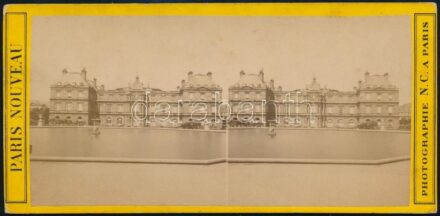 cca 1890-1900 Jardin du Luxembourg, a Luxembourg palota kertjének keményhátú sztereófotója, Paris Nouveau Photographie N.C. a Paris, a hátoldalán feliratozva, a felületén apró foltokkal, 8x17 cm