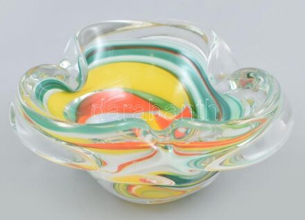 Muránói üveg hamutál, kézzel készített, anyagában színezett, d: 12,5 cm