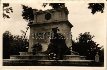 1941 Kecskemét, Katona József síremléke (EB)