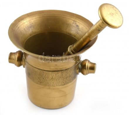 Réz mozsár, törővel, kopásokkal, m: 11 cm, h: 19 cm