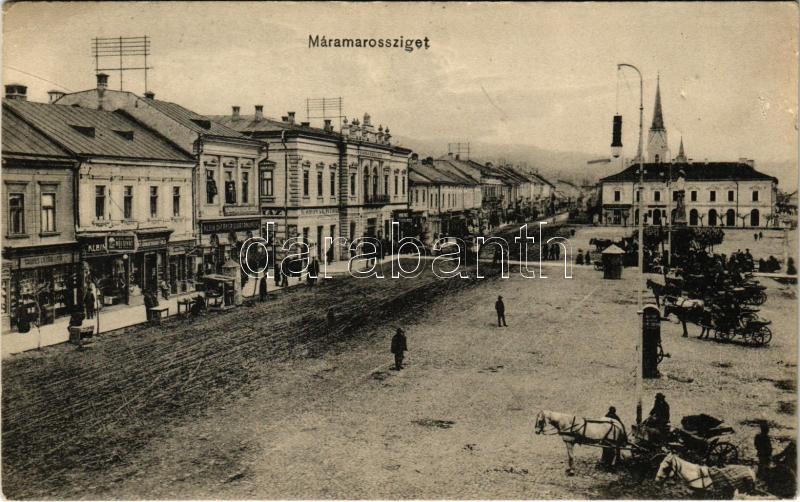 1914 Máramarossziget, Sighetu Marmatiei; Fő tér, lovaskocsik, Taubes Lázár és fia, Klein és Fürst, Klein D. és társa üzlete, Korona szálloda és kávéház, fodrász, piac. Benkő Miklós kiadása / main square, horse carts, shops,