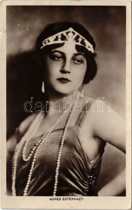 1928 Agnes Esterhazy
