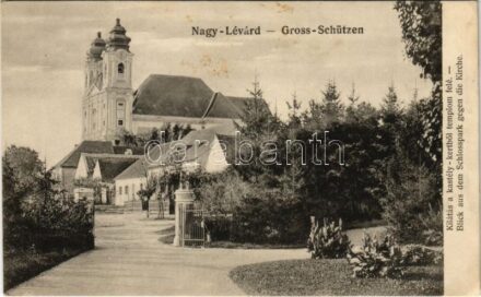 1913 Nagylévárd, Velké Leváre; kilátás a kastély kertből a templom felé. Malaczkai könyvnyomda Wiesner A. kiadása / Blick aus dem Schlosspark gegen die Kirche / view from the castle to the church (fl)