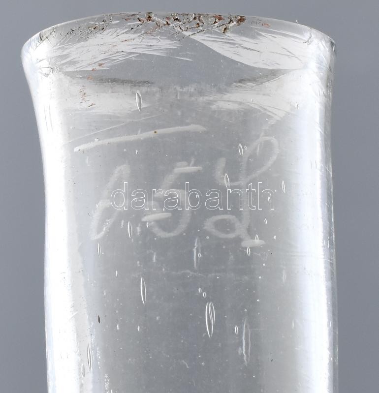 7 db régi pálinkás üveg, szakított, koruknak megfelelő állapotban, 0,1-0,5 l, m: 18-30 cm - Image 3