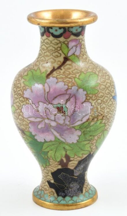 Rekeszzománc (cloisonne) kis váza, kis kopásnyomokkal, m: 12,5 cm