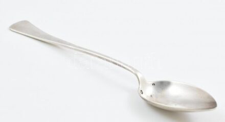 Ezüst (Ag) evőkanál, jelzett, horpadásokkal, h: 18 cm, nettó:33g