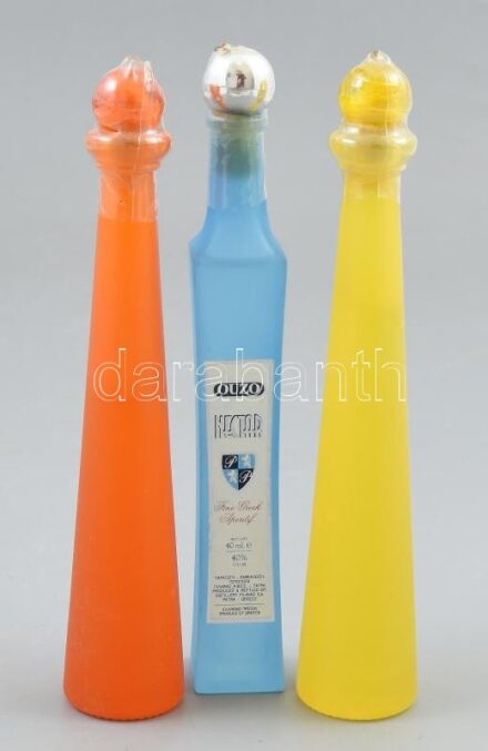 3 db színes üveg tartalommal, bontatlan