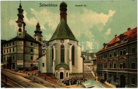 Selmecbánya, Schemnitz, Banská Stiavnica; Kossuth tér, Szent Katalin templom, Bányászati és Erdészeti Főiskola központi épülete, Ernst Zsigmond üzlete, piac, Hitelszövetkezet. Joerges kiadása 1908. / square, church, mining and