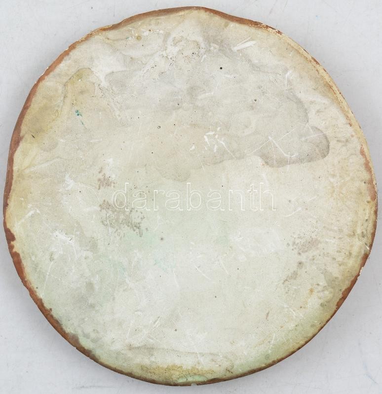 Göröntsér Greff Lajos (1888-1976) DN Jobbra íjjal lövő ősmagyar lovas harcos, mázas gipsz plakett, a Huszár-Procopius 2627-es számú bronz plakettjének változata (99mm) T:2 - Image 2