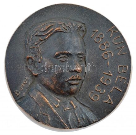 Boros Tibor (1945-) DN 'Kun Béla 1886-1939' egyoldalas, öntött Br plakett, eredeti tokban (107mm) T:1