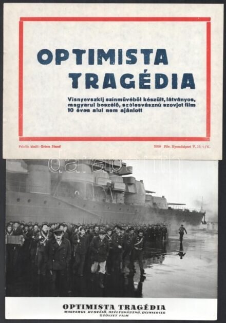 1963 ,,Optimista tragédia' című szovjet film jelenetei és szereplői, 33 db vintage produkciós filmfotó, ezüst zselatinos fotópapíron, + hozzáadva egy szöveges kisplakát, 18x24 cm