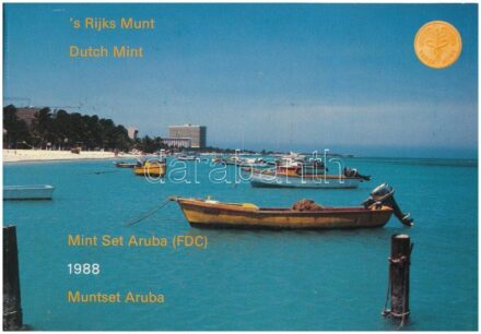 Aruba 1988. 5c - 2 1/2Fl (6xklf) forgalmi sor + 'Aruba' emlékérem szettben, karton dísztokban T:1 Aruba 1988. 5 Cents - 2 1/2 Florin (6xdiff) + 'Aruba' commemorative coin in set, in cardboard case C:UNC