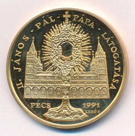 Bognár György (1944-) / Lebó Ferenc (1960-) 1991. 'II. János Pál pápa látogatása - Pécs' aranyozott fém emlékérem (42,5mm) T:PP fo.