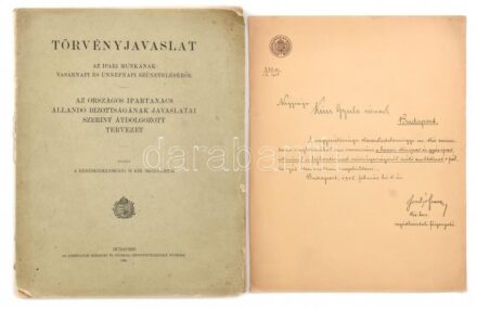 Törvényjavaslat az ipari munkának vasárnapi és ünnepnapi szüneteléséről. Az Országos Ipartanács Állandó Bizottságának javaslatai szerint átdolgozott tervezet. Kiadja a Kereskedelemügyi M. Kir. Ministerium. Bp., 1908., Athenaeum,