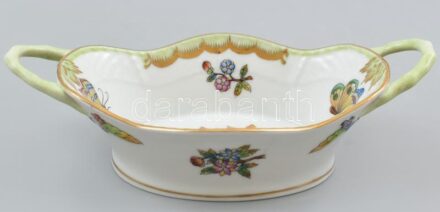 Herendi Viktória mintás porcelán füles tálka, kézzel festett, jelzett, kis kopásnyomokkal, 15,5×8,5 cm