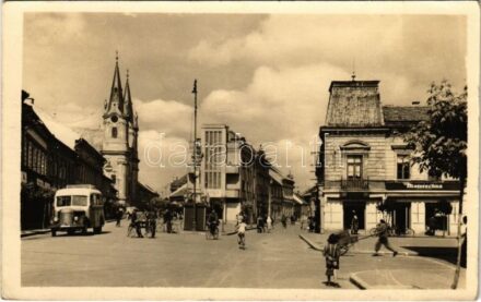 1952 Komárom, Komárno; Masarykova ulica / Masaryk utca, autóbusz / street view, autobus (fa)