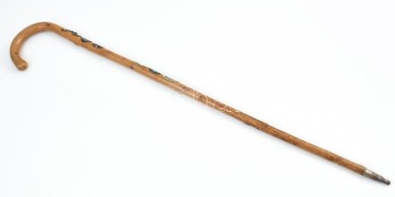 Túrabot 6db jelvénnyel, h:88cm
