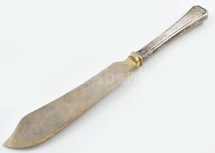 Ezüst (Ag) nyelű tortakés, jelzett, h: 27 cm, bruttó: 99 g