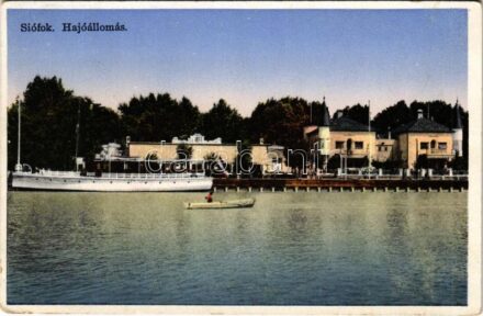 Siófok, hajóállomás (Rb)
