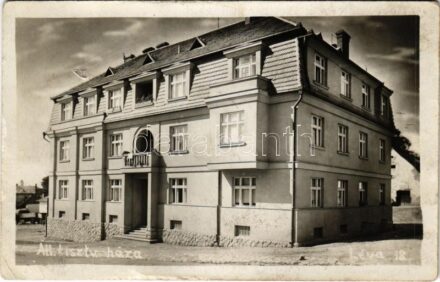1928 Léva, Levice; Áll. Tisztviselők háza / officers' house. photo (EK)