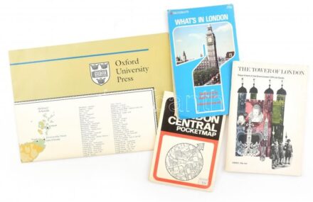Vegyes Egyesült Királysággal kapcsolatos tétel, 3 db: The United Kingdom and the Republic of Ireland térképe, London Central Pocketmap, Nicholson's What's in London térkép + The Tower of London, angol nyelvű prospektus.