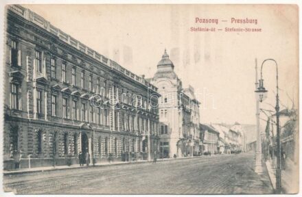 Pozsony, Pressburg, Bratislava; Stefánia út, Liebel üzlete / Stefanie-Strasse / street view, shops (EM)
