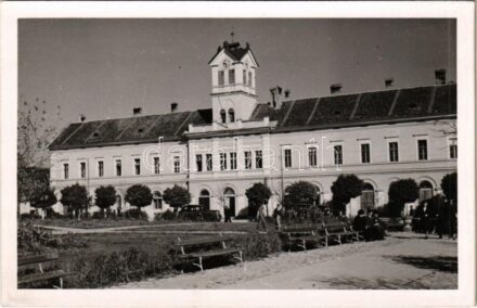 Sepsiszentgyörgy, Sfantu Gheorghe; Szabadság tér, állami polgári leányiskola / square, girl school. photo