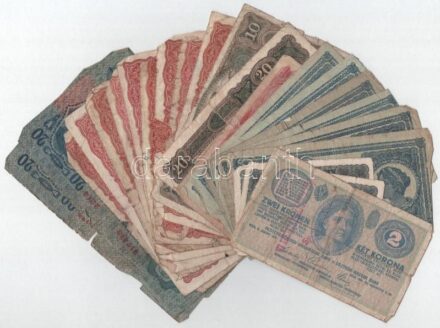 23db-os vegyes Korona bankjegytétel, közte 1914. 2K T:III-IV