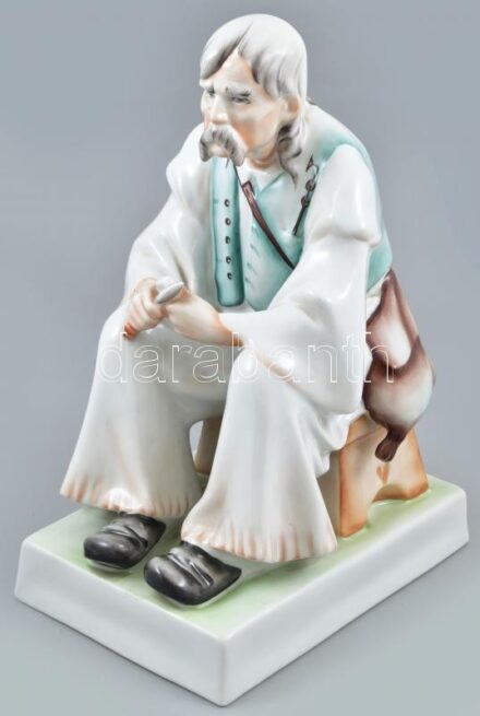 Zsolnay porcelán szalonnázó paraszt, kézzel festett, jelzett, hibátlan, m: 35 cm