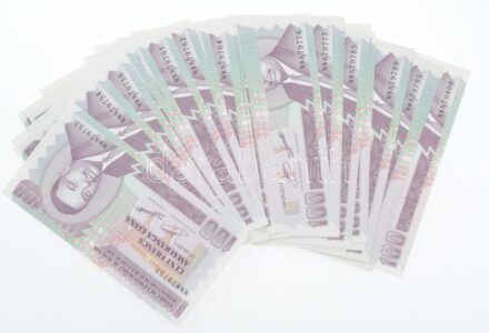 Burundi 2011. 100Fr (43x, sorszámkövetők) T:I Burundi 2011. 100 Francs (43x, consecutive serials) C:UNC Krause P#44